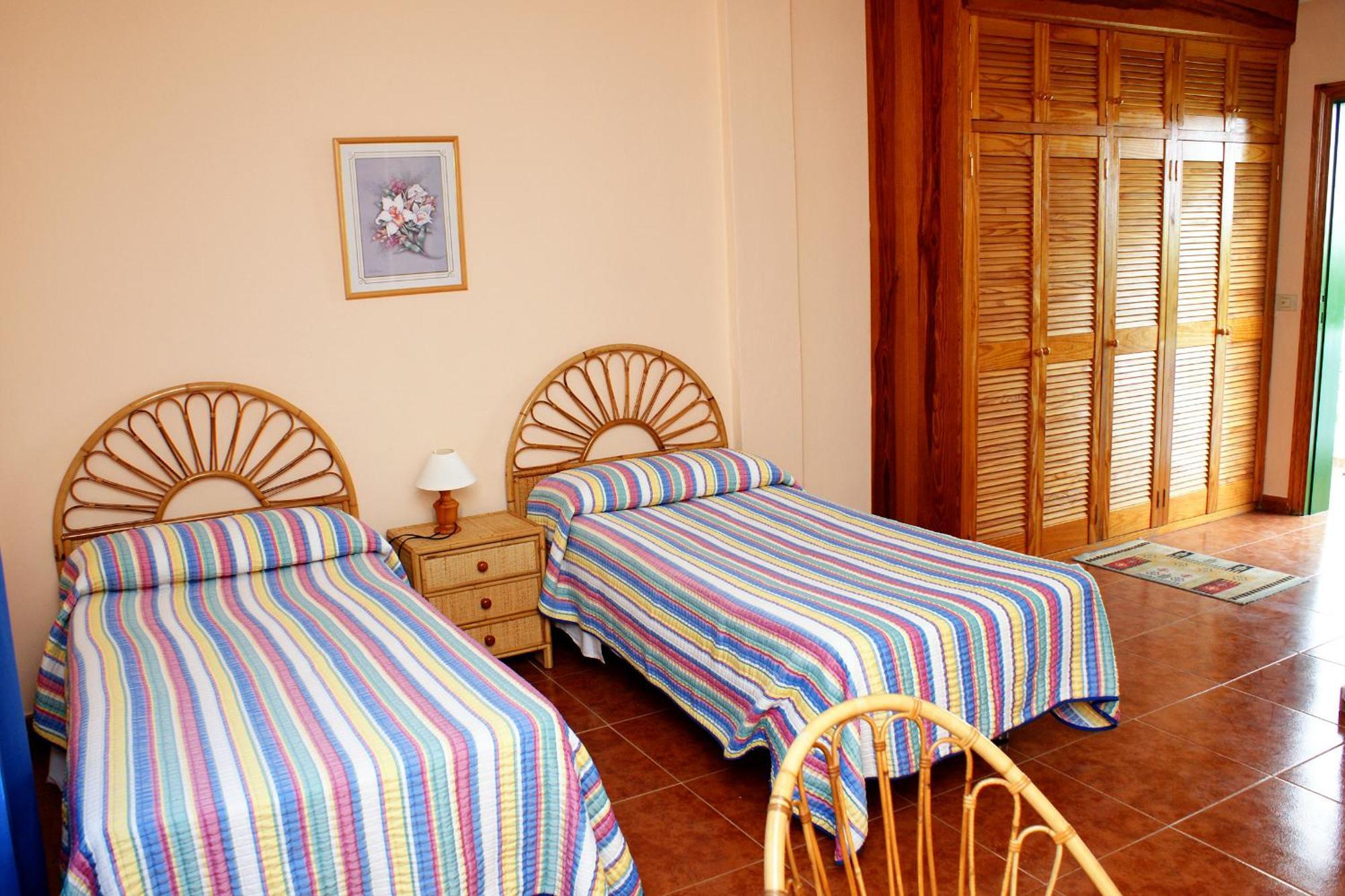 Apartamentos Nelly Valle Gran Rey Oda fotoğraf