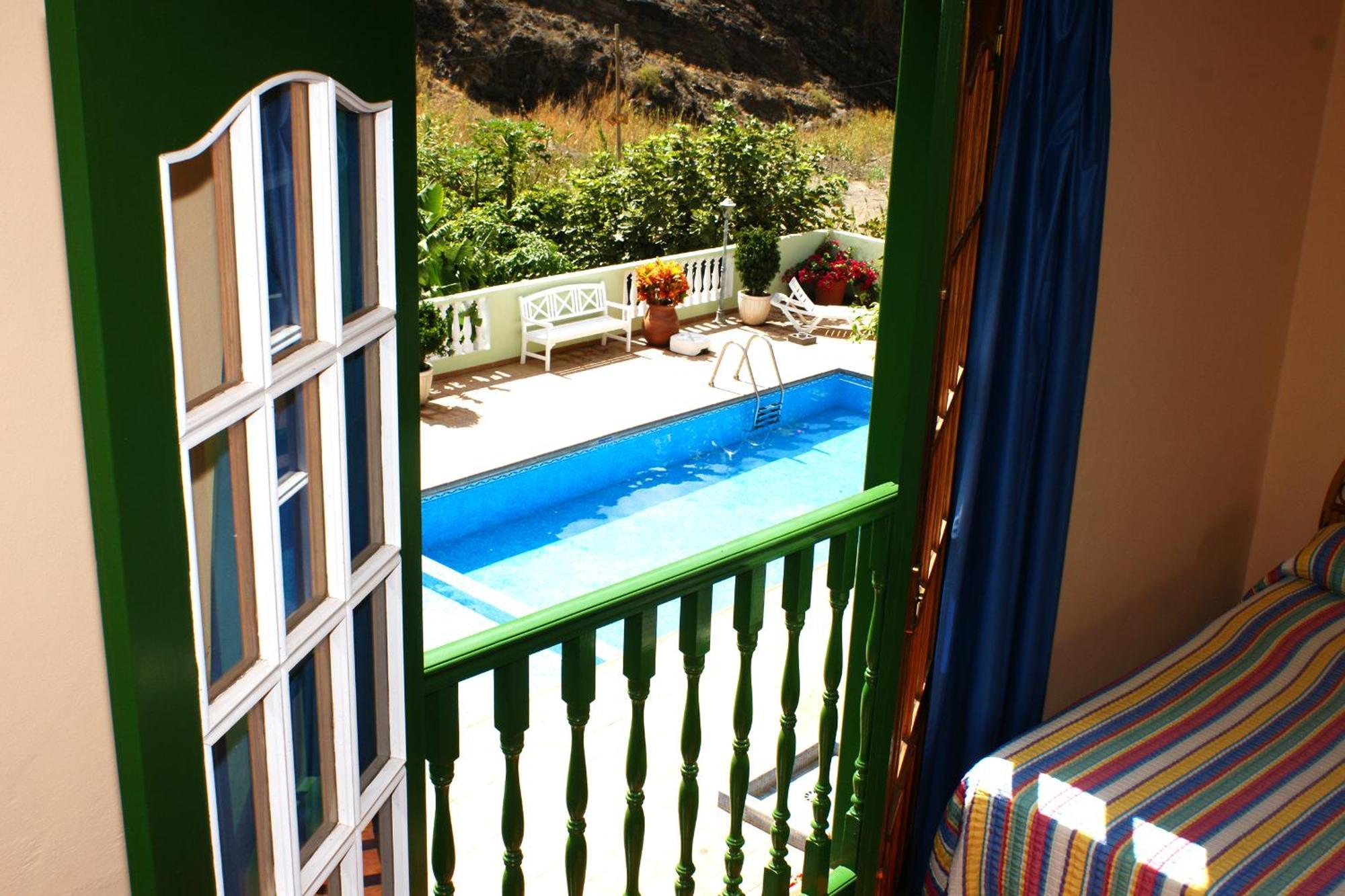 Apartamentos Nelly Valle Gran Rey Oda fotoğraf